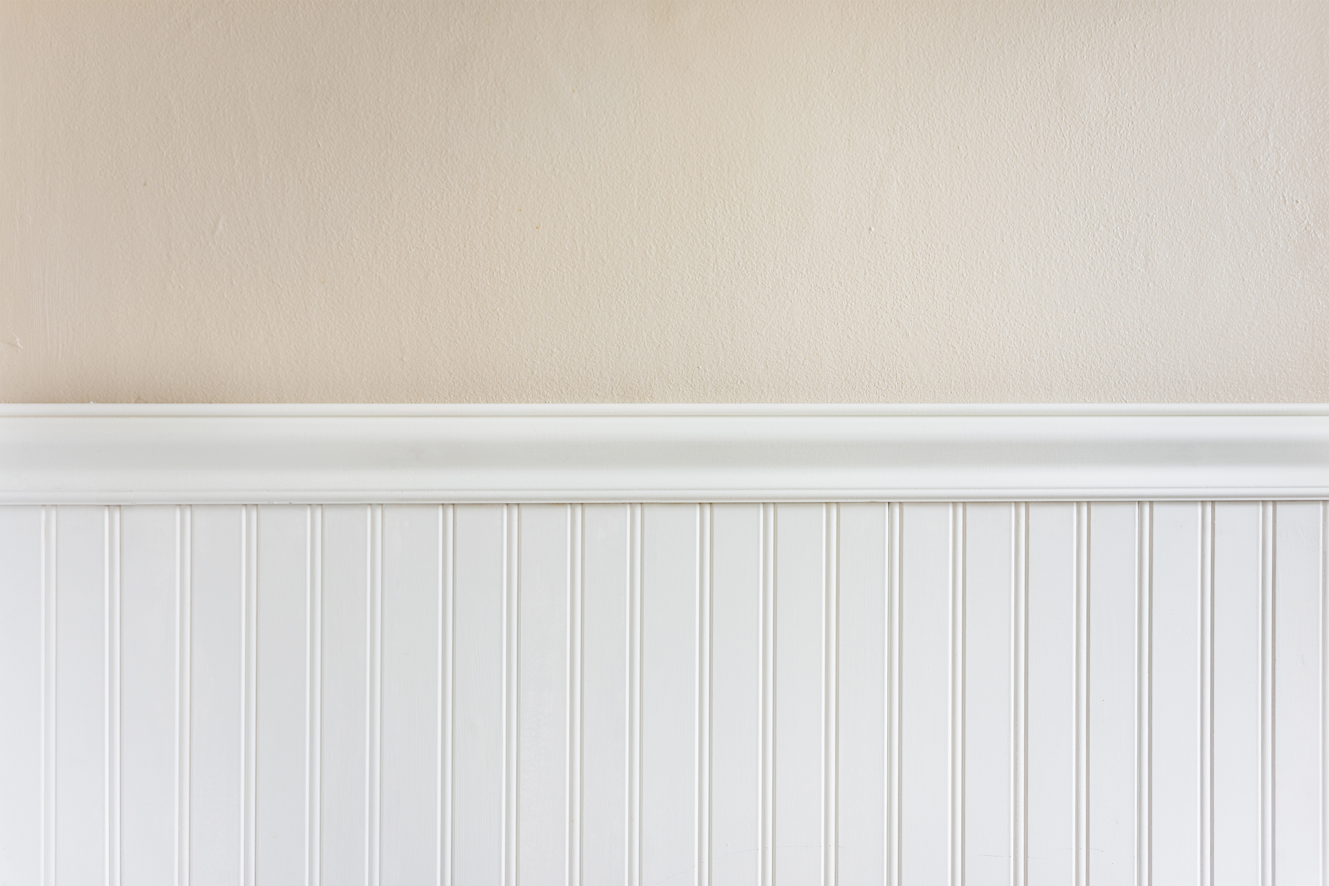 beadboard bathroom wall design