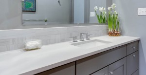 6 design ideas to clear off your Bathroom Countertops 