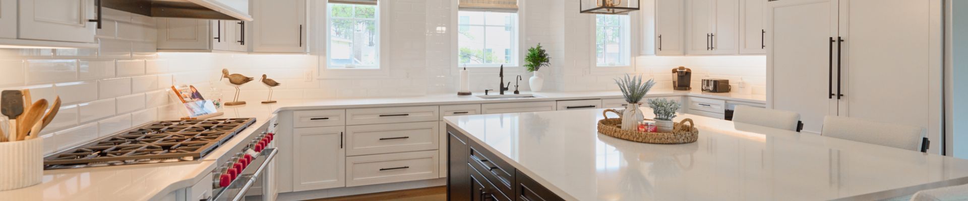 Tidying Up Countertops for a Functional Kitchen