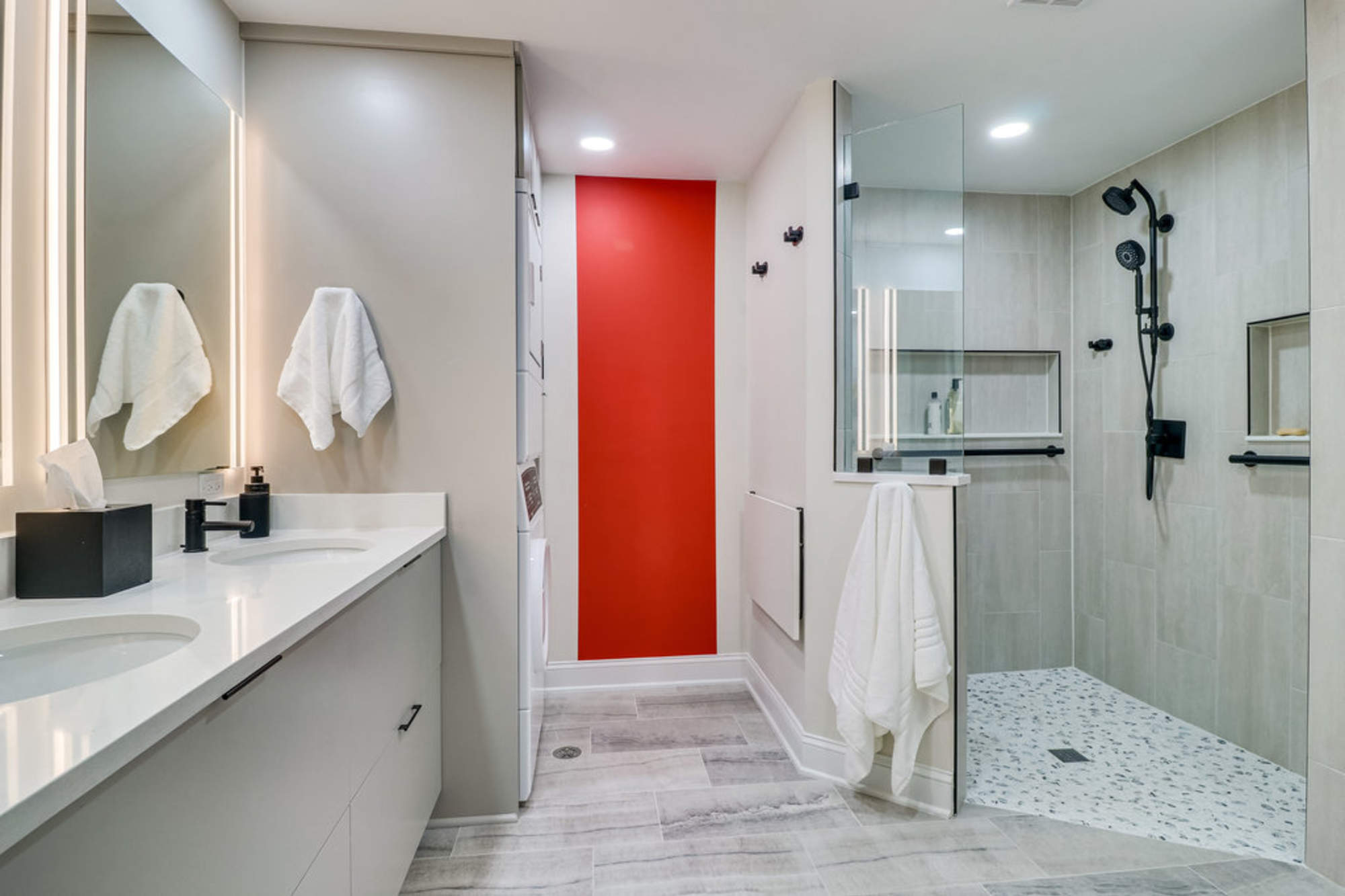 7 Small Bathroom Design Ideas To Make Your Bathroom Feel Bigger
