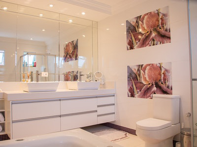 The Statistics: How You Can Upgrade Your Master Bathroom for Two